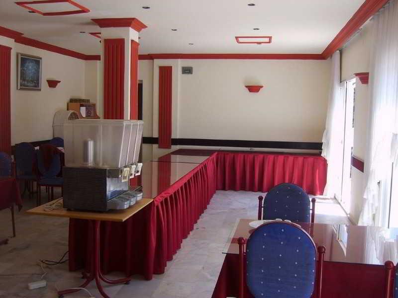 Tuemay Hotel Битез Экстерьер фото
